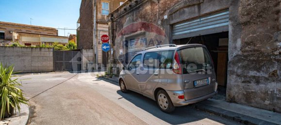 2 rooms Commercial property in Catania, Italy No. 57031 14