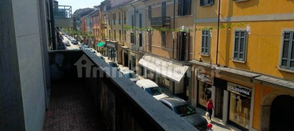 3 bedrooms Apartment in Borgomanero, Italy No. 375533 2