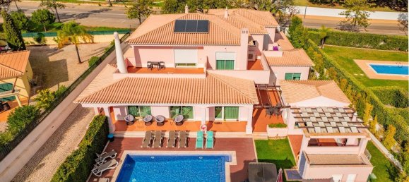 Casa de 6 dormitorios en Albufeira, Portugal No. 174948 2