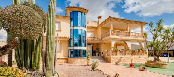 Дом с 7 спальнями в Аликанте, Испания № 50817 39