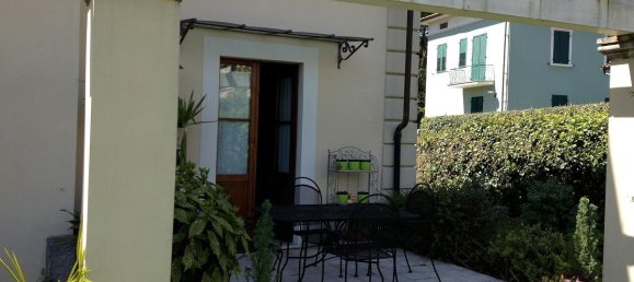 3 bedrooms Villa in Barga, Italy No. 272 4