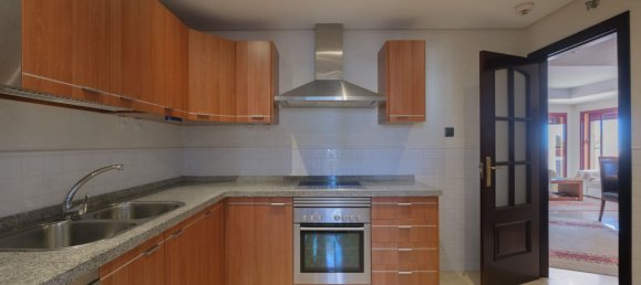 3 bedrooms Apartment in Marbella, Spain No. 138586 4