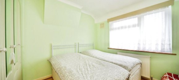 3 bedrooms House in London, United Kingdom No. 11472 15