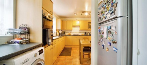 3 bedrooms House in London, United Kingdom No. 11472 10