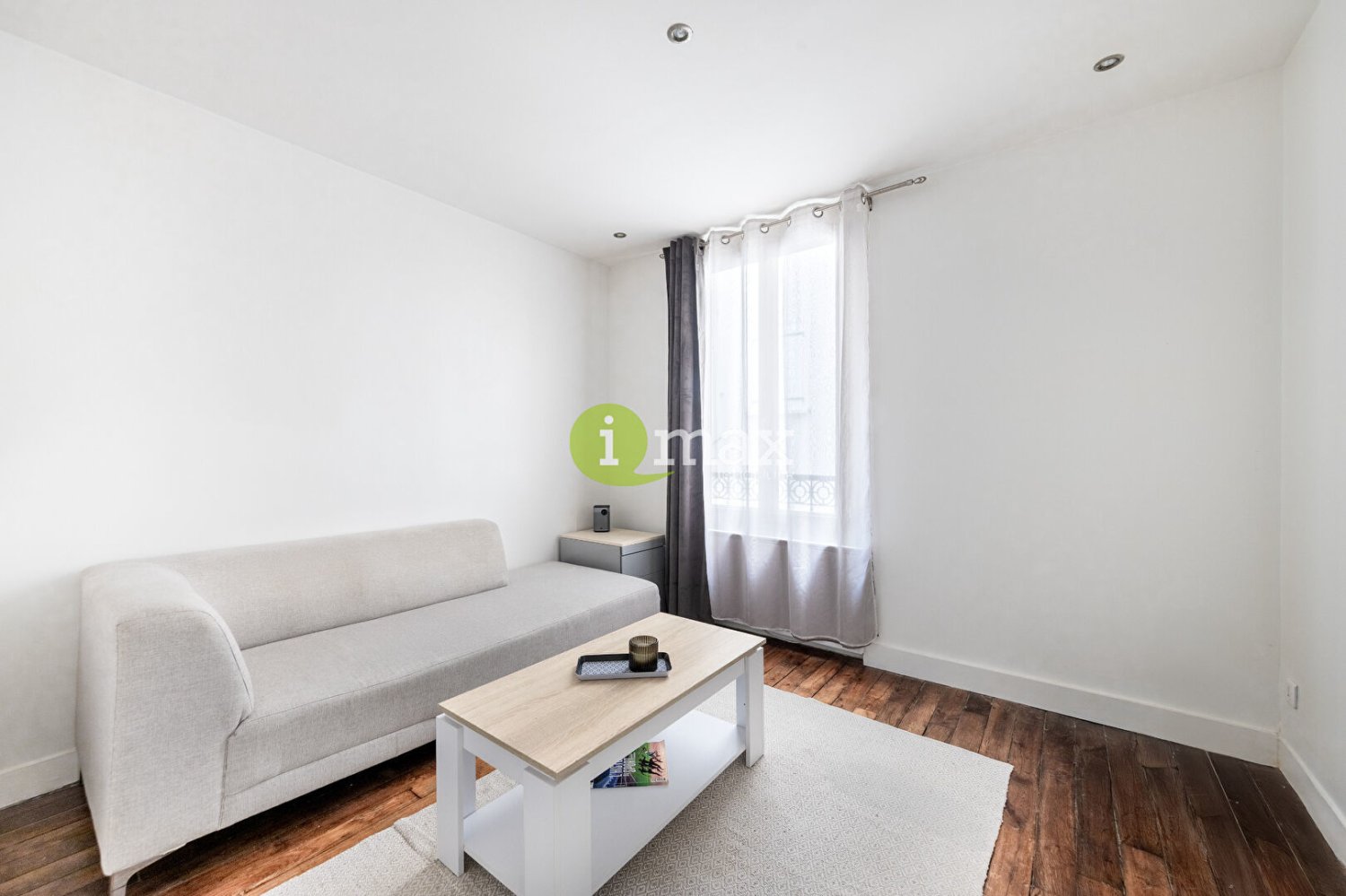 1 bedroom Apartment in Clichy, France No. 122187