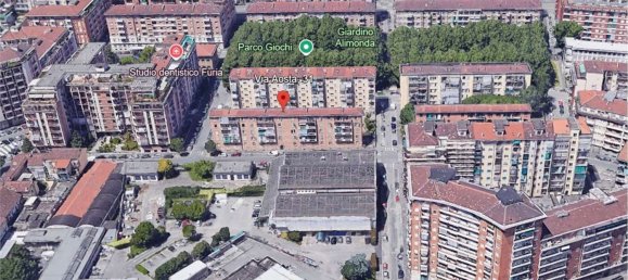 3-salle Appartement à Turin, Italy No. 210684 5