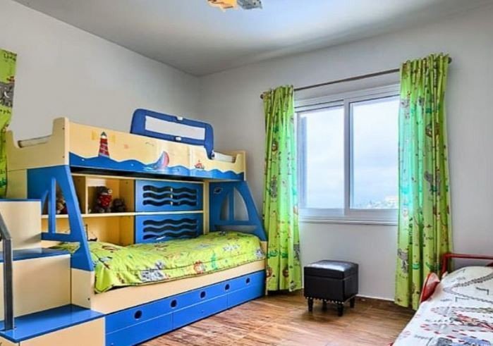 4 bedrooms House in Tala, Cyprus No. 9844