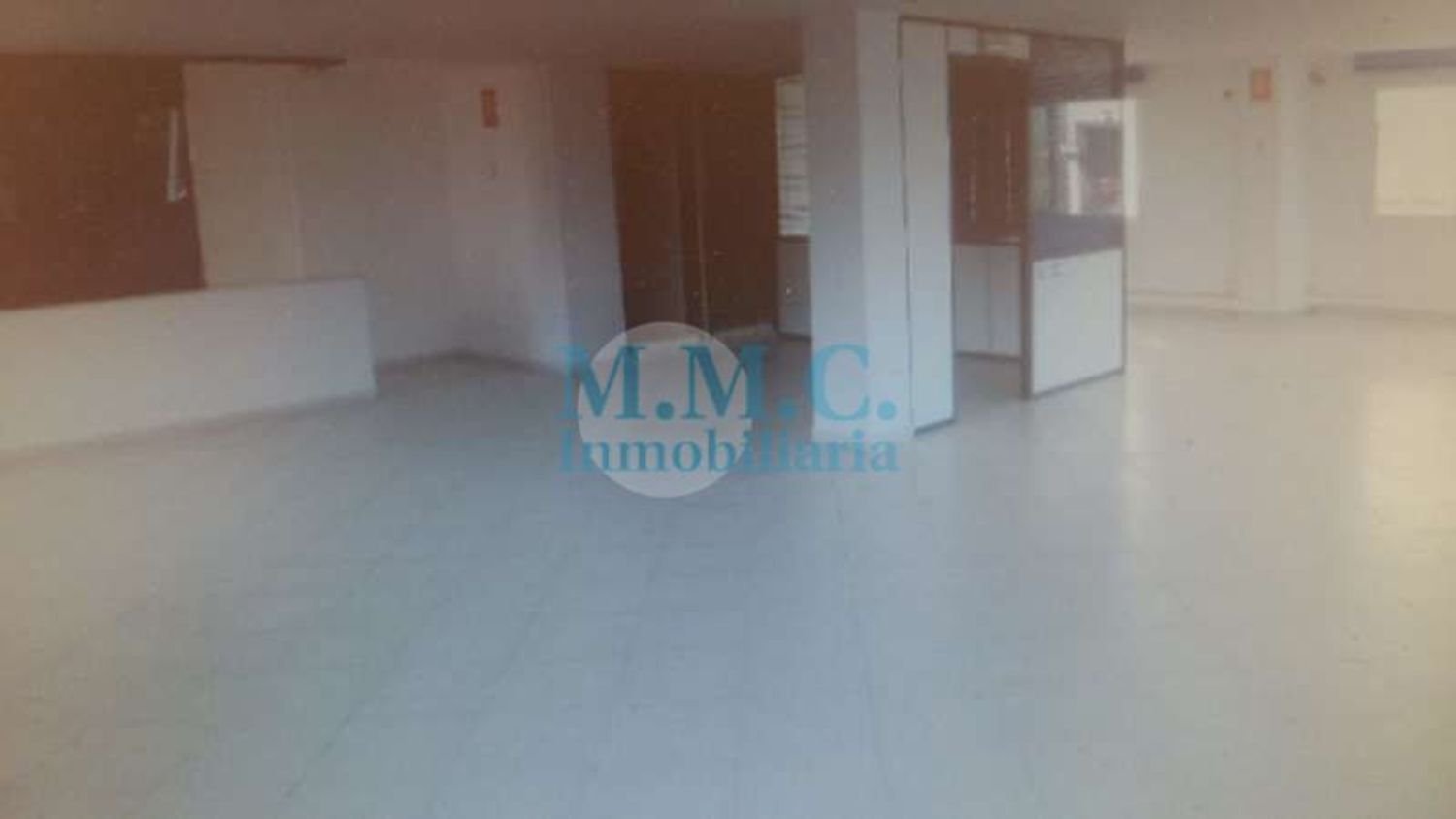 Propriété commerciale à Roquetas de Mar, Spain 140m² No. 76616