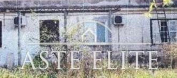 6 rooms House in Nettuno, Italy No. 15024 3