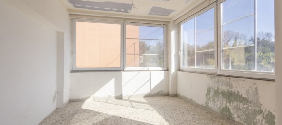 3 Schlafzimmer Wohnung in Ancona, Italy, Nr. 331929 7