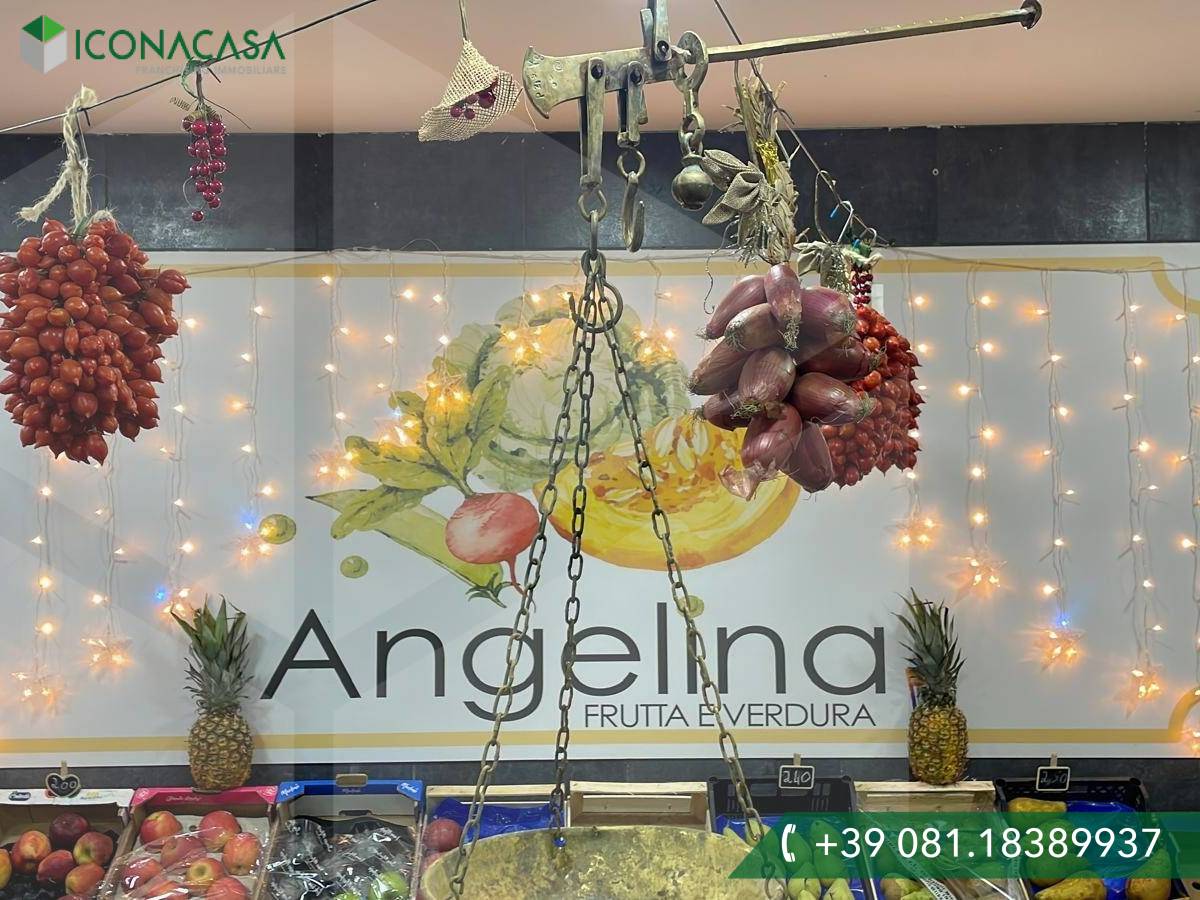 2 rooms Commercial property in Frattamaggiore, Italy No. 18418