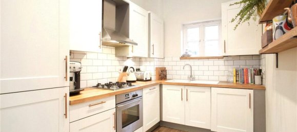 1 bedroom Apartment in London, United Kingdom No. 12824 3