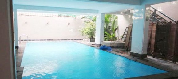 Villa de 4 dormitorios en Tay Ho, Vietnam No. 7127 2