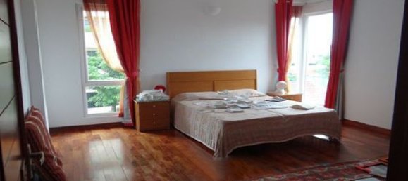 Villa de 4 dormitorios en Tay Ho, Vietnam No. 7127 11