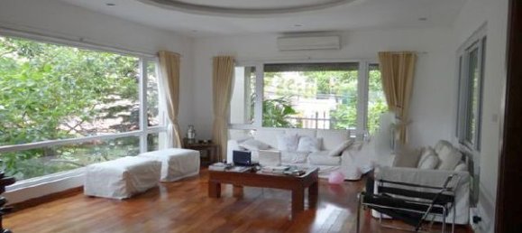 Villa de 4 dormitorios en Tay Ho, Vietnam No. 7127 8