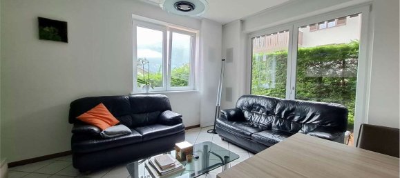 6-salle Appartement à Trento, Italy No. 300901 7