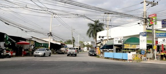  Commercial property in Bang Lamung, Thailand No. 517 2