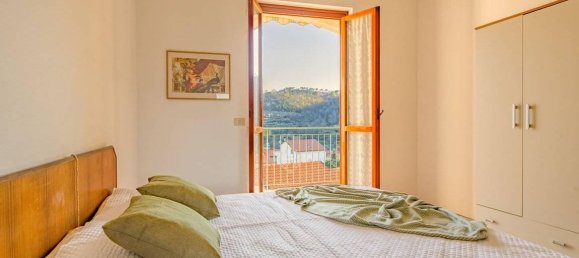 3 rooms Apartment in Loano, Italy No. 36342 27