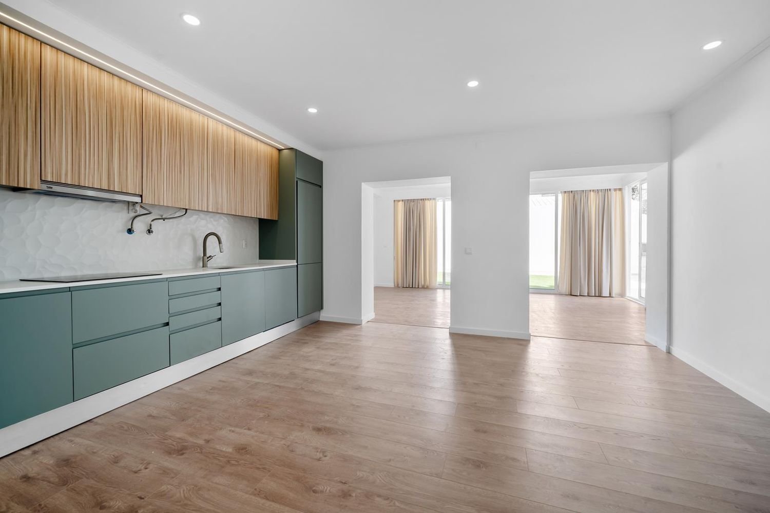 3 bedrooms House in Barreiro, Portugal No. 308033