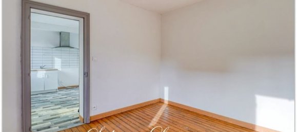 2 bedrooms House in Sezanne, France No. 269674 4