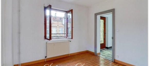 2 bedrooms House in Sezanne, France No. 269674 5