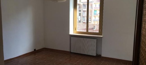 3غرفة شقة في Pinerolo, Italy رقم 253763 2