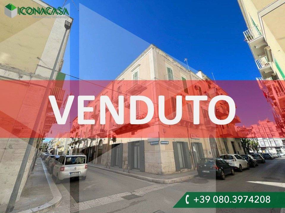 2 rooms Commercial property in Molfetta, Italy No. 17546