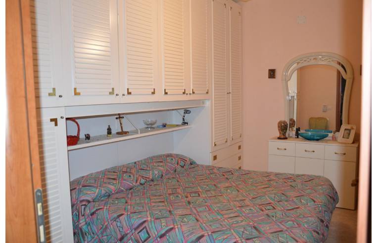 Apartamento de 3 habitaciónes en Villafranca Tirrena, Italy No. 252619