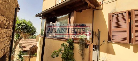 4-Zimmer Doppelhaus in Cori, Italy, Nr. 143069 3