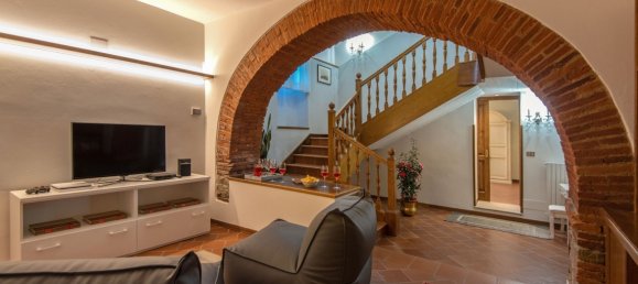 4 bedrooms House in Civitella in Val di Chiana, Italy No. 310305 12