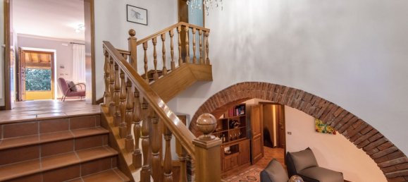 4 bedrooms House in Civitella in Val di Chiana, Italy No. 310305 16