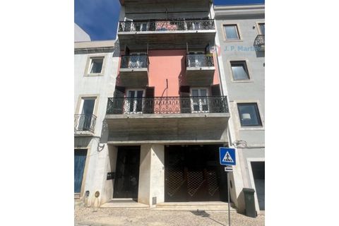 Gewerbliche Immobilie in Lisbon, Portugal 458m², Nr. 215611