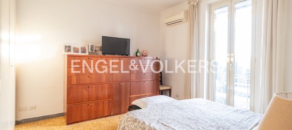 1 bedroom Apartment in Rome, Italy No. 127378 9