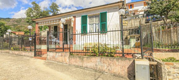 2 bedrooms Villa in Deiva Marina, Italy No. 358481 3