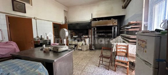 104m² Commercial property in San Gregorio di Catania, Italy No. 364445 5