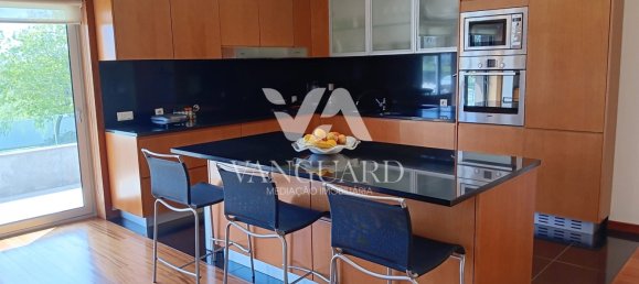 5 bedrooms Villa in Povoa de Varzim, Portugal No. 197382 12