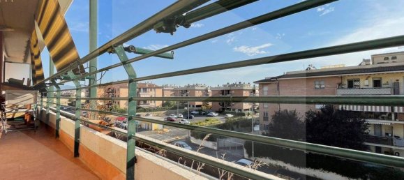 3 rooms Apartment in Rome, Italy No. 28786 5