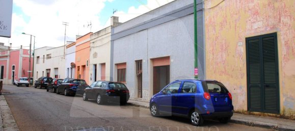 Casa de 3 dormitorios en Presicce Acquarica, Italy No. 237163 2