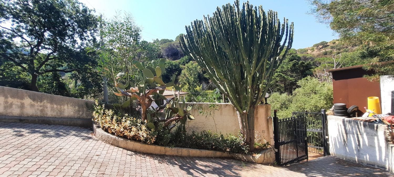 6-Zimmer Villa in Messina, Italy, Nr. 157009