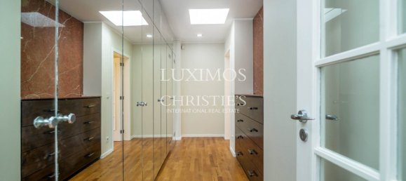 4 bedrooms Villa in Porto, Portugal No. 82404 4