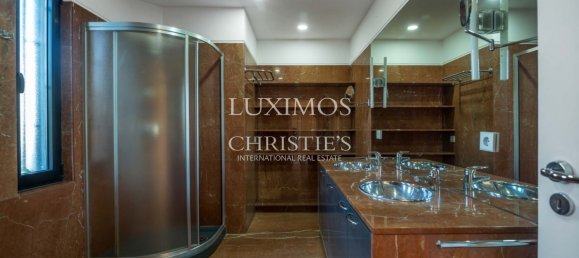 4 bedrooms Villa in Porto, Portugal No. 82404 6