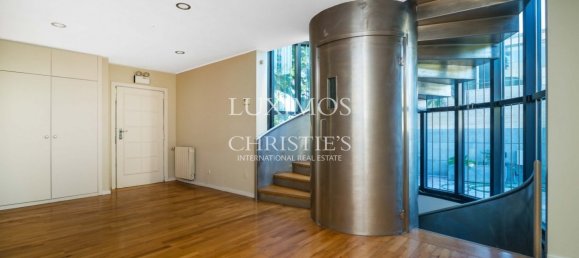 4 bedrooms Villa in Porto, Portugal No. 82404 7