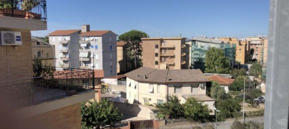 4-Zimmer Wohnung in Rome, Italy, Nr. 32617 2