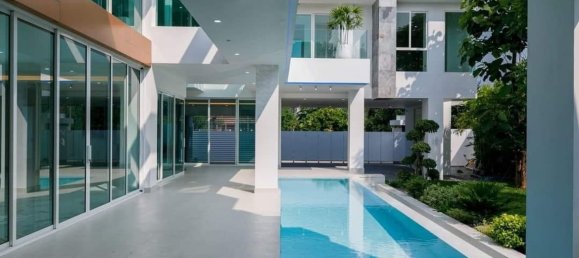 8 bedrooms House in Chiang Mai, Thailand No. 27003 3