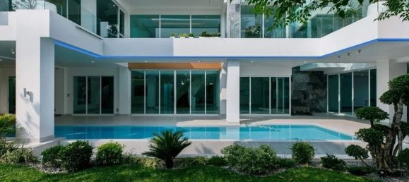 8 bedrooms House in Chiang Mai, Thailand No. 27003 2