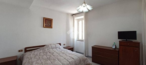 2 Schlafzimmer Wohnung in Nepi, Italy, Nr. 80465 9