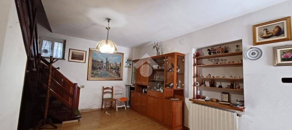 2 Schlafzimmer Wohnung in Nepi, Italy, Nr. 80465 11