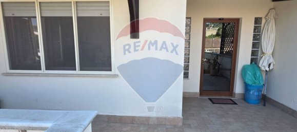 3 bedrooms House in Formia, Italy No. 262181 2