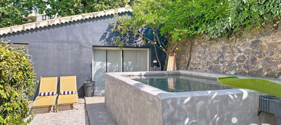 3 bedrooms Villa in Toulon, France No. 320631 3