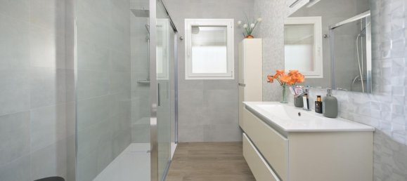 5 bedrooms Villa in Coin, Spain No. 141232 11